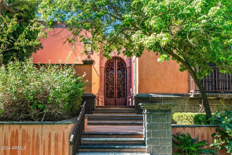Primary Suite Garden Entry