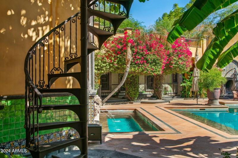 View Deck Stairs