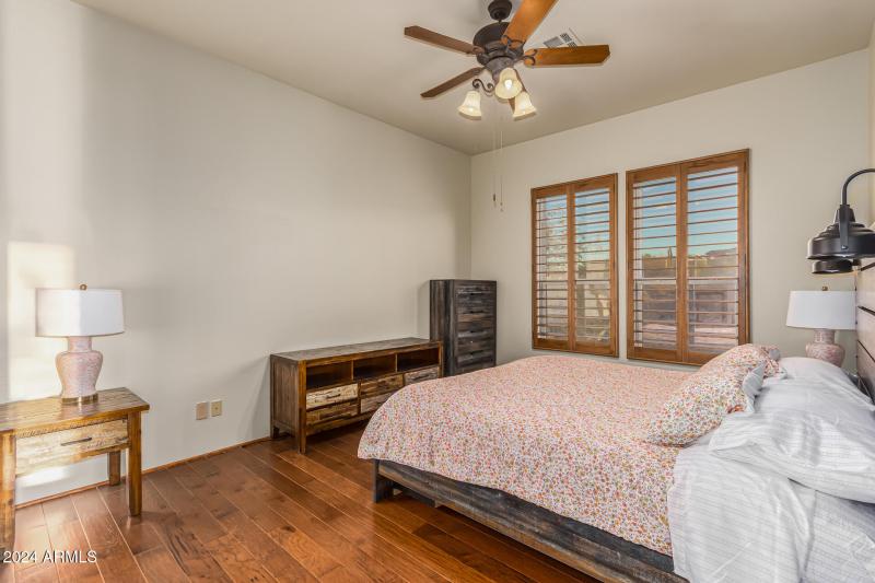 0039-39 - 12th 33207