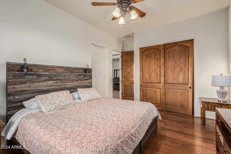 0040-38 - 12th 33207