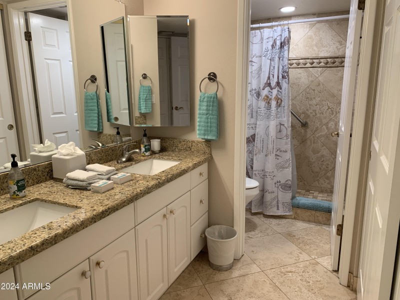 Walk in shower
