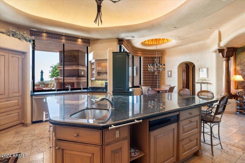 038-Kitchen