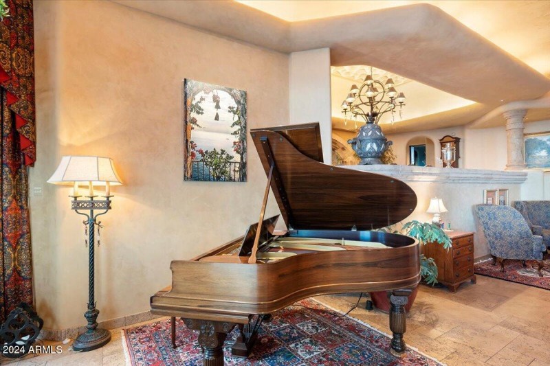 032-Living Room