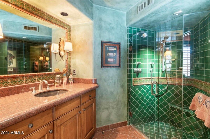 067-Bathroom