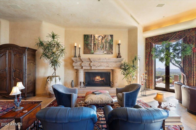 027-Living Room