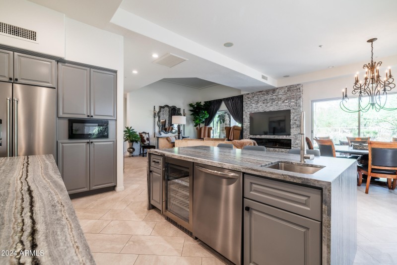 7020 E Mighty Saguaro Way-11