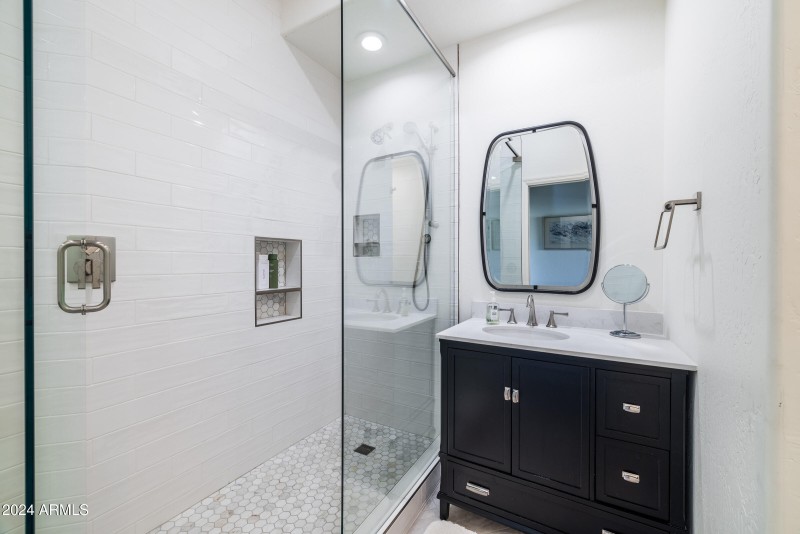 7020 E Mighty Saguaro Way-25