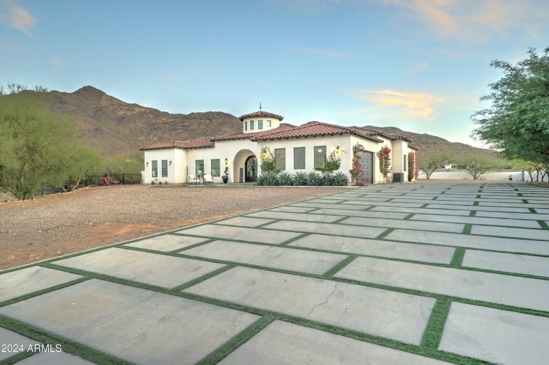 3923 W Fox Rd-2