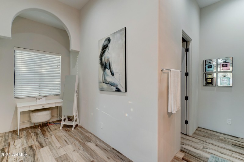 3923 W Fox Rd-44
