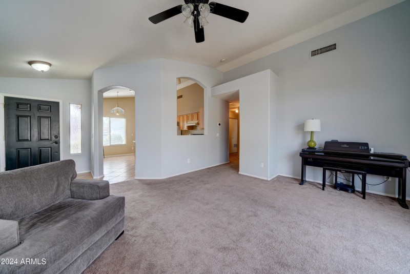3128 E Millbrae-10