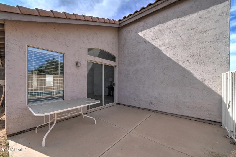 3128 E Millbrae-34