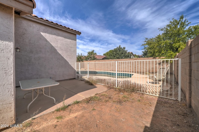 3128 E Millbrae-36