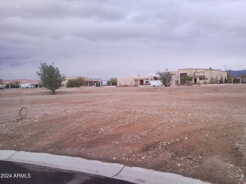 SNC00182
