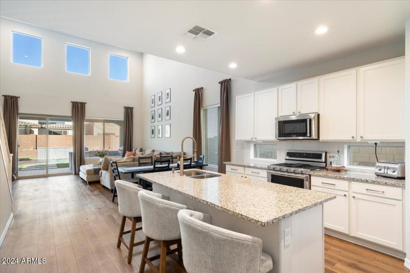 Open Kitchen