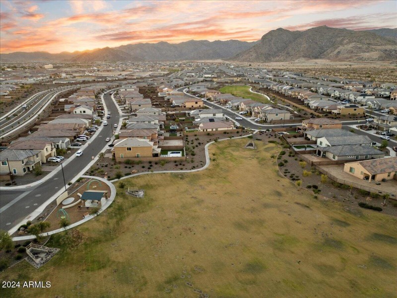 Community With Mountain Views