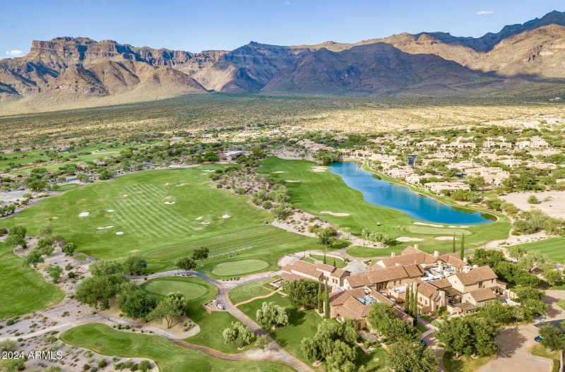 Clubhouse and Course View
