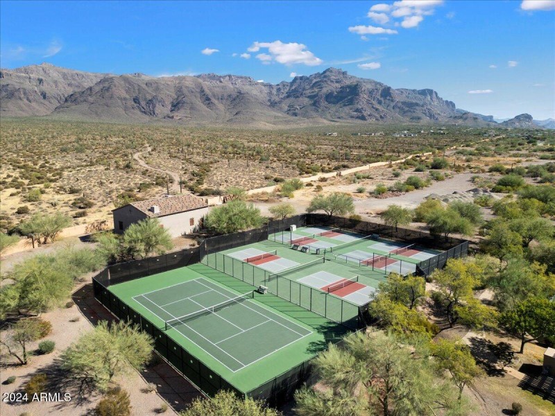 Tennis and Pickle Ball Courts