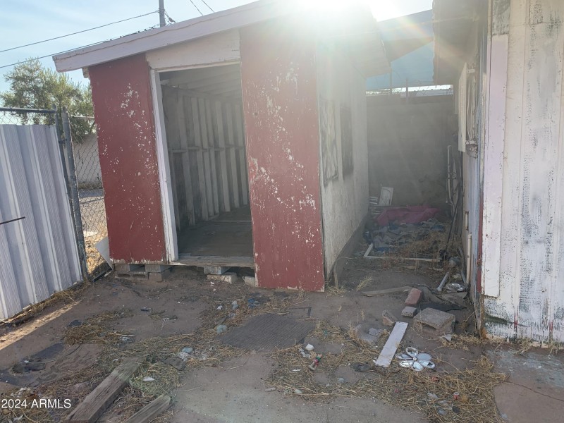 Shed
