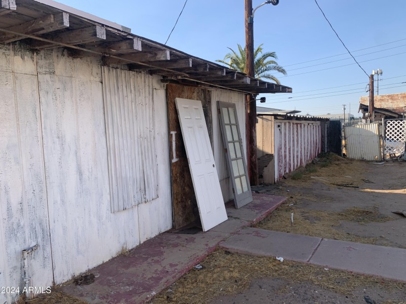 Shed