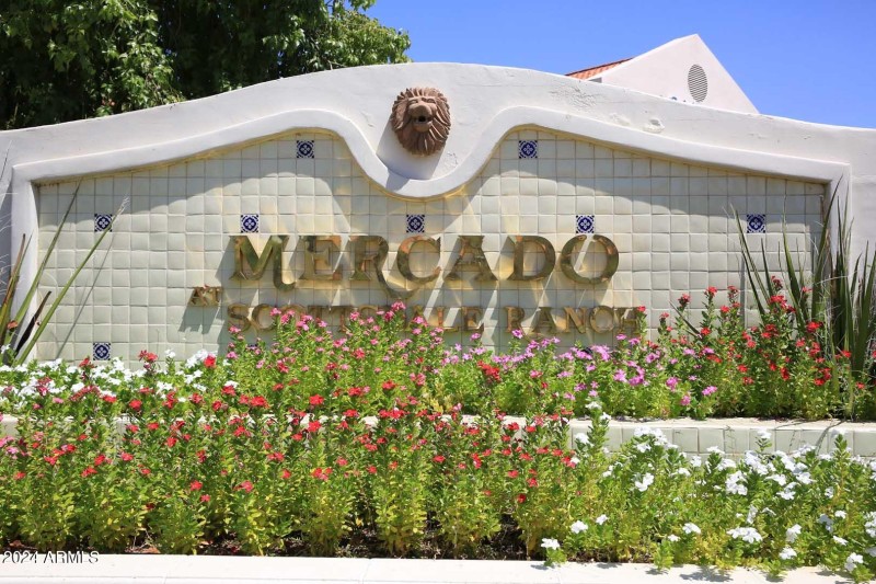 The Mercado Shopping Center