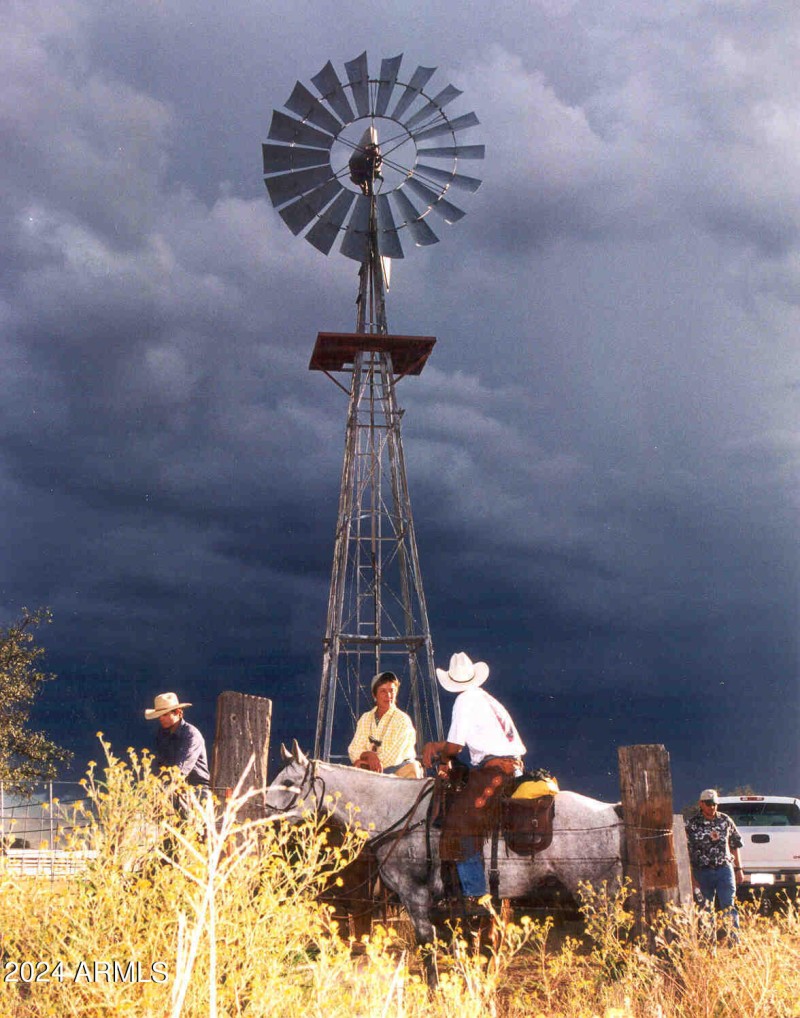 Stormy J2 North Windmill