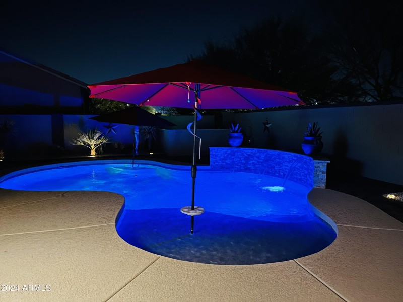 Nightshot of pool