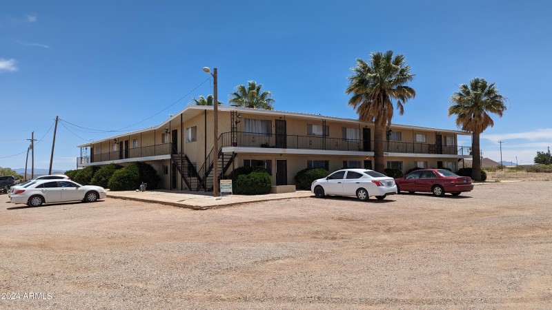 PXL_20240520_184357152