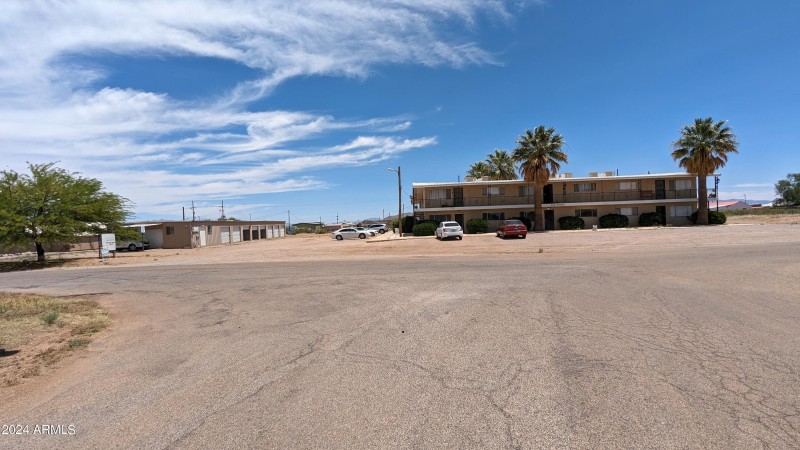 PXL_20240520_184517623