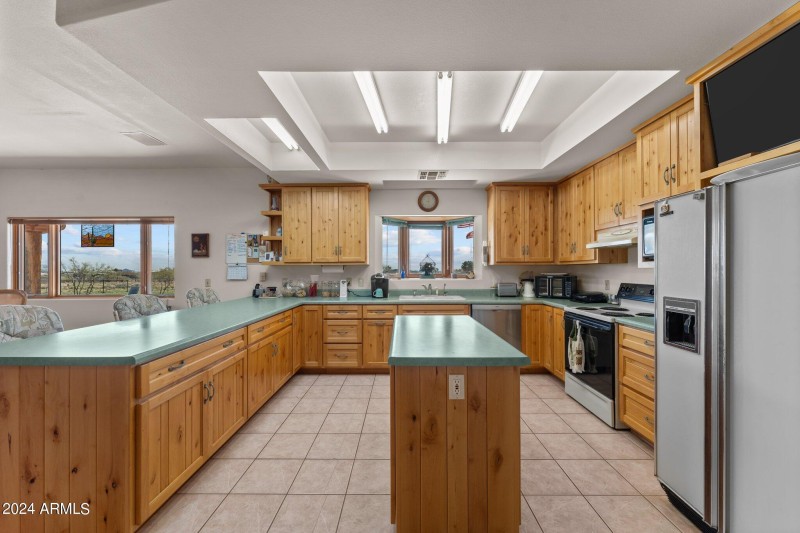 19-web-or-mls-2024-02-27 01.27.57-3