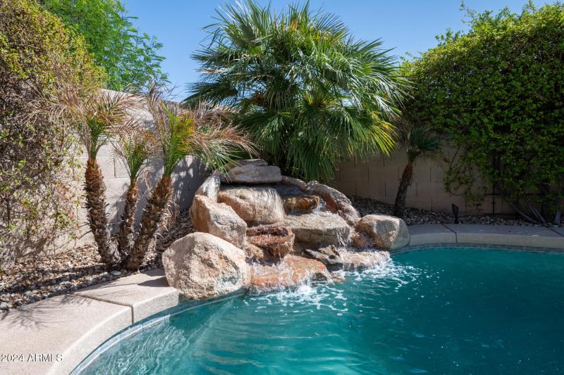 McGinleyRyanC-2000-4315