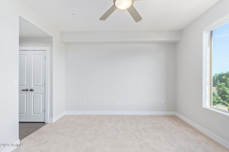 11 - WOODMERE FAIRWAY 4803