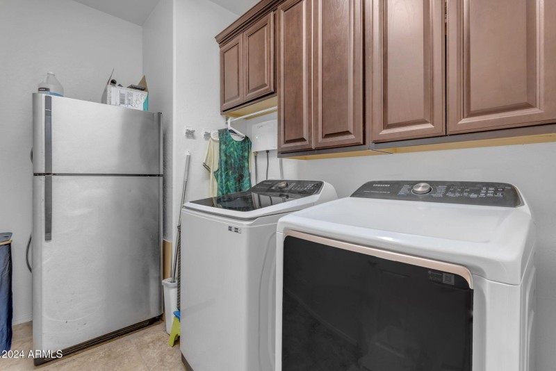 Laundry room off main hallway