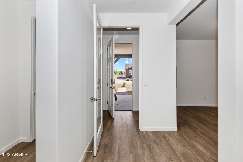 003_Foyer
