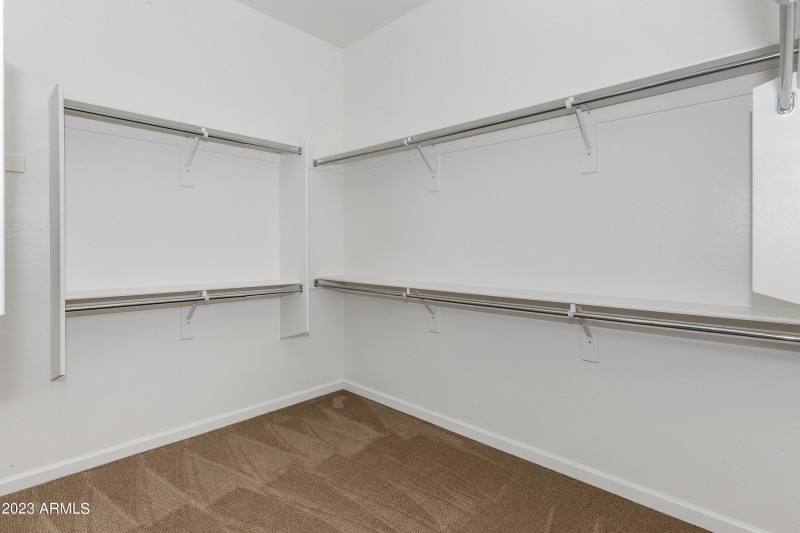 010_Master Closet