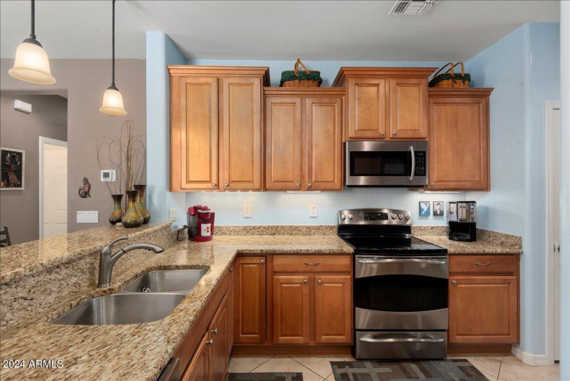 05-Kitchen