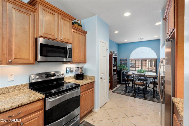 06-Kitchen