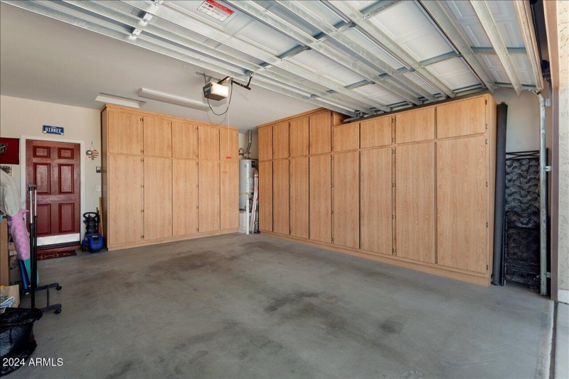 25-Garage