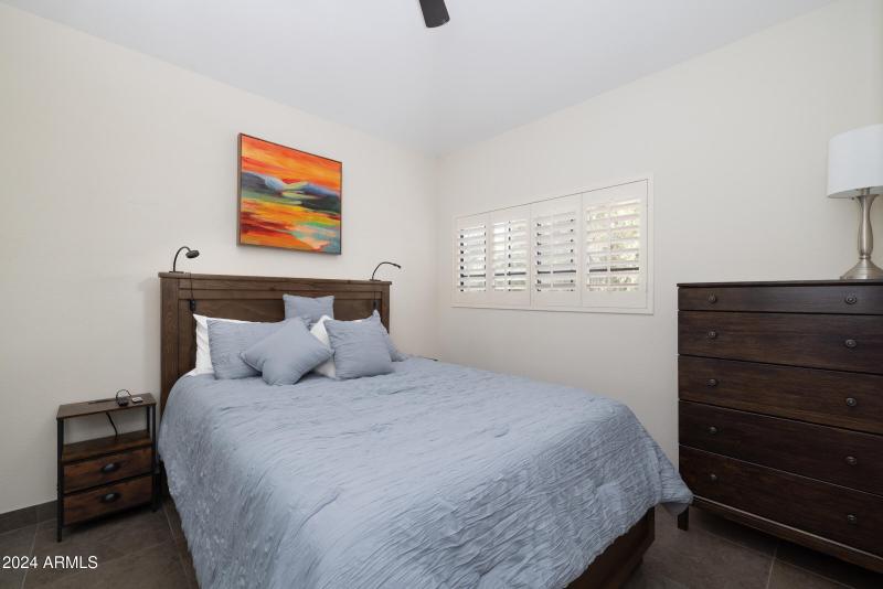 9705_E_Mountain_View_Rd_1076_16