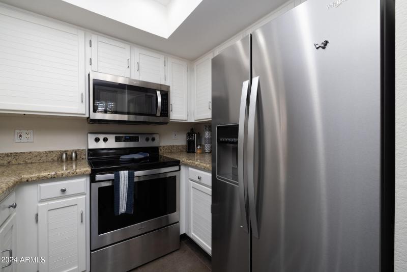 9705_E_Mountain_View_Rd_1076_09