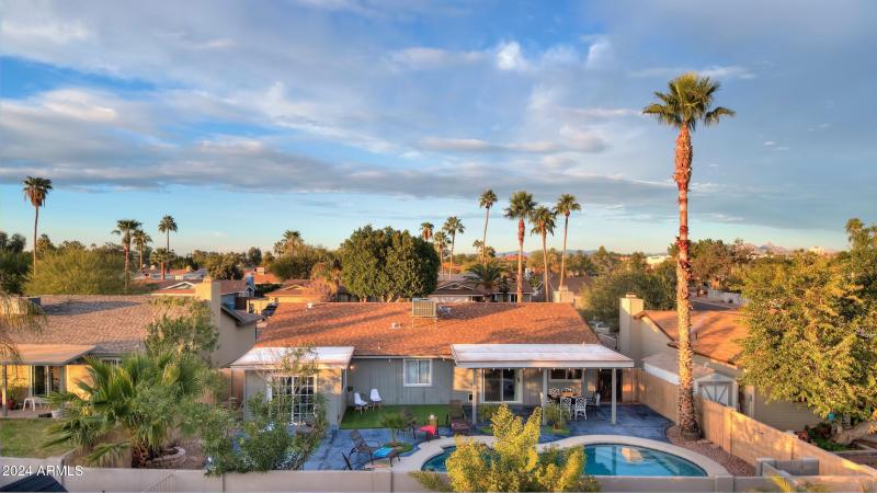 MAX_0045_6_7_8_9_tonemapped