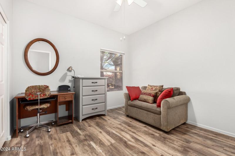 0050-16 - Desert Winds