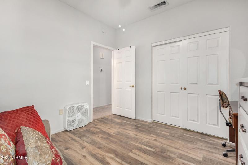 0051-17 - Desert Winds