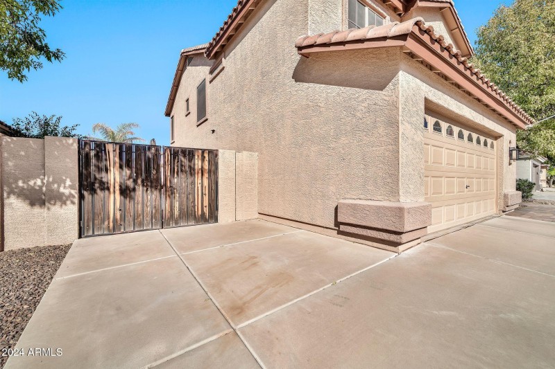 6782 W Firebird Dr