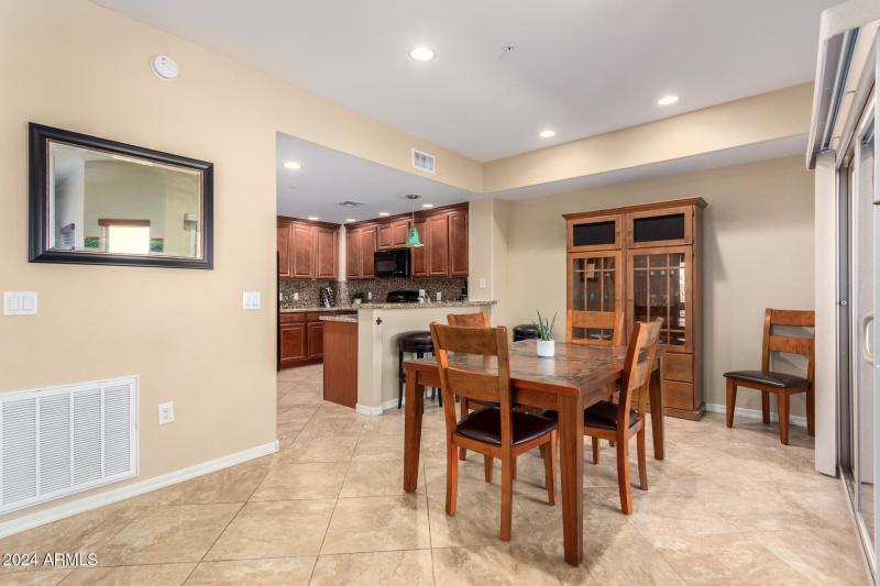 0014-13 - Dove Lakes 33575