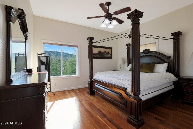 Bedroom 2_View 1