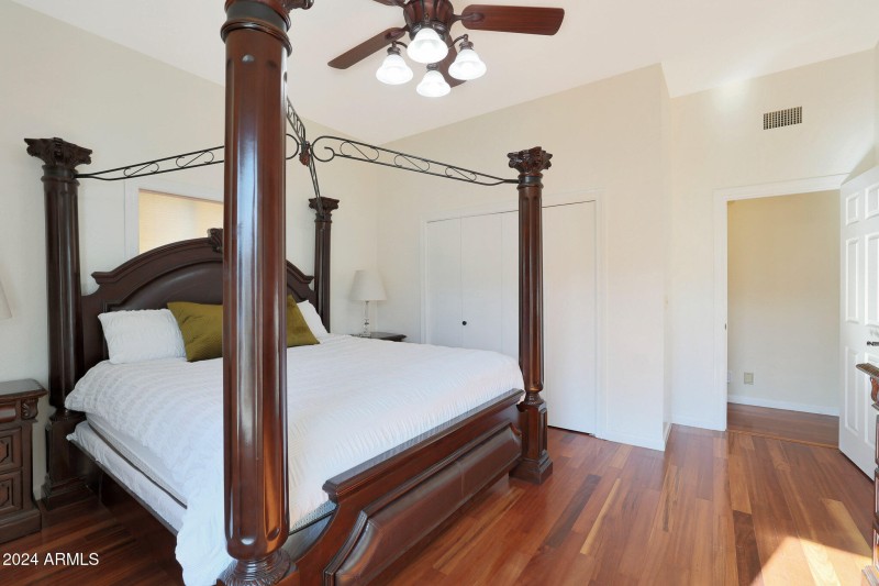 Bedroom 2_View 2