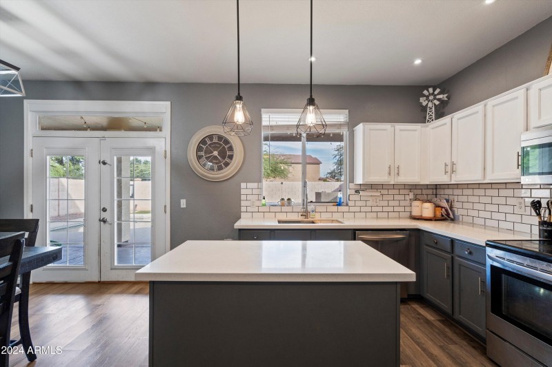 11-Kitchen