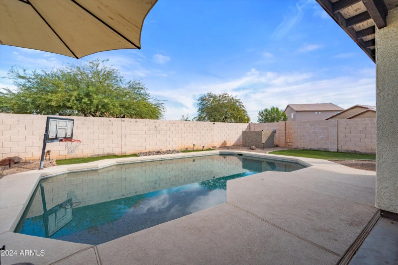 25-Pool Area