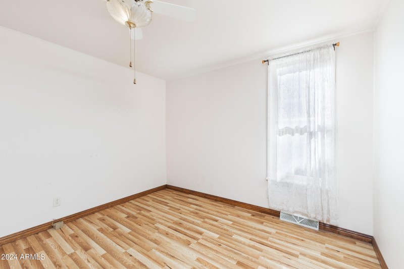 09.GuestBedroom1_01