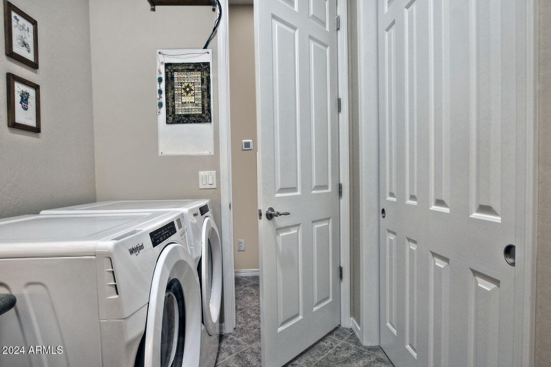 4082 N Monticello Dr Florence-large-041-